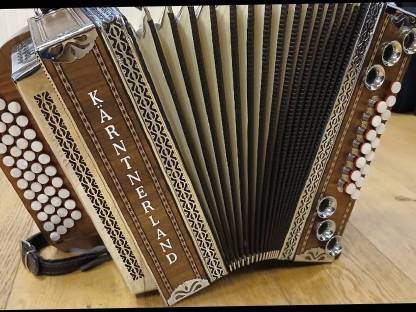 Steirische Harmonika 4-r. BEsAsDes Kärntnerland Edelweiß Plus