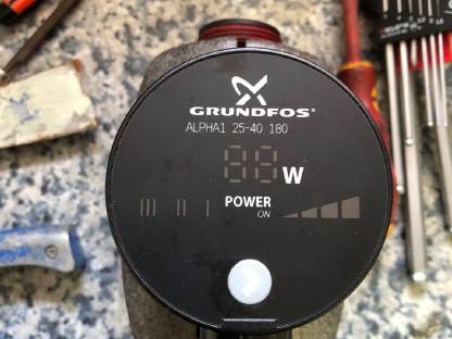 Neuwertige Grundfos Pumpe Alpha1