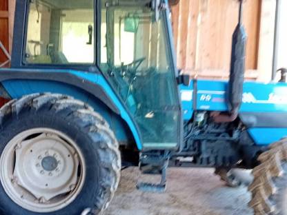 Bild 3:Traktor Landini Blizzard 65