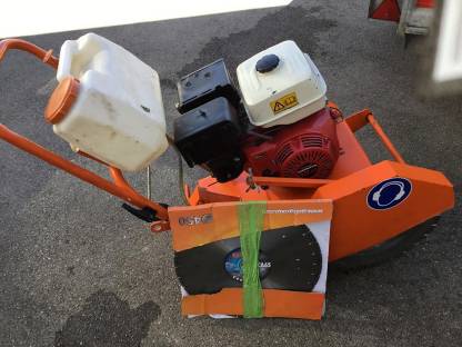 Bild 5:Fugenschneider Göls FS 170 S