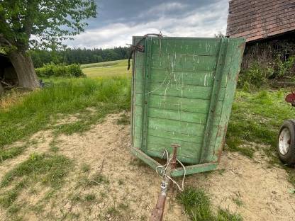 Bild 2:Viehanhänger