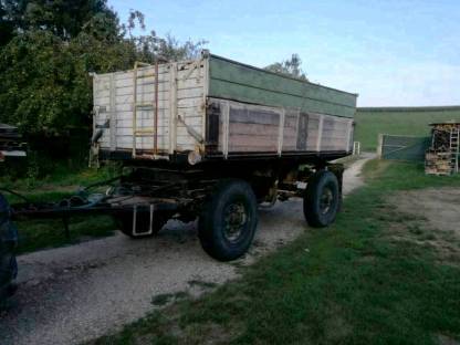 Bild 4:Anhänger 2-Seiten-Kipper 7 t