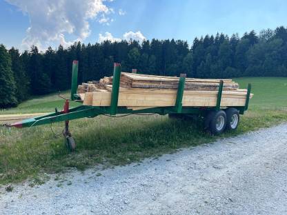 Holzanhänger