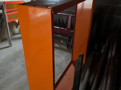 Bild 2:Düngerstreueraufsatz