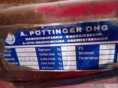 Bild 3:Pöttinger Ladewagen Type 12