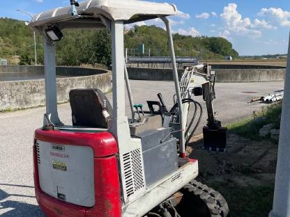 Bild 6:Takeuchi Minibagger TB015