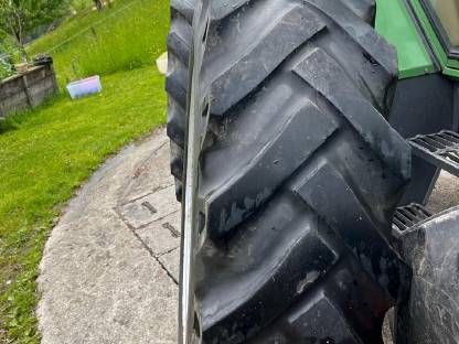 Bild 4:Zwillingsräder Fendt Farmer