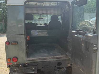 Bild 7:Land Rover Defender 2011