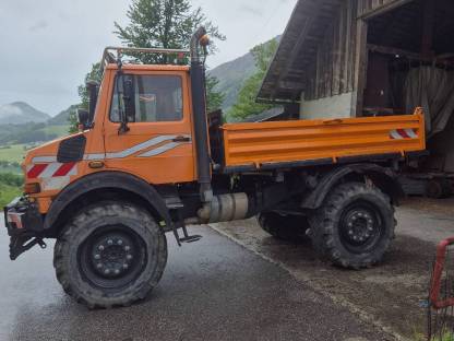 Bild 6:Unimog 2450