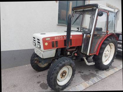 Bild 3:Steyr 8075 Plantage Schmalspur