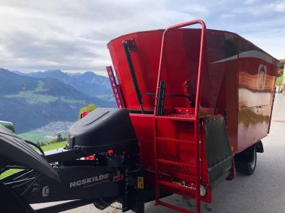 Bild 2:Futtermischwagen Kongskilde VM 14