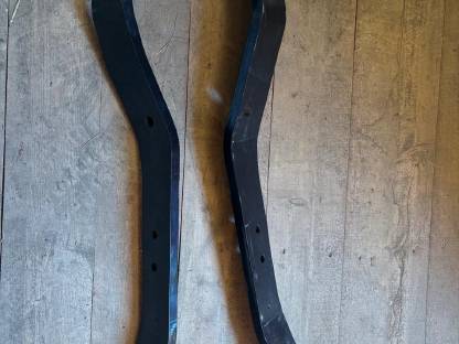 Bild 2:Fronthubwerk-Abstützung für Same Dorado