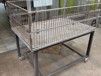Verkaufswagen Gitterbox Hasenstall Hochbeet Hamsterstall