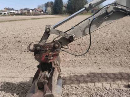 Bild 5:Takeuchi TB070