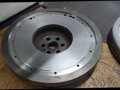 Bild 2:Steyr 975 968 in Teilen MWM