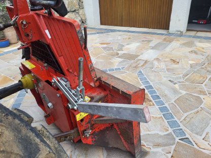 Bild 4:Seilwinde Taurus 5.000