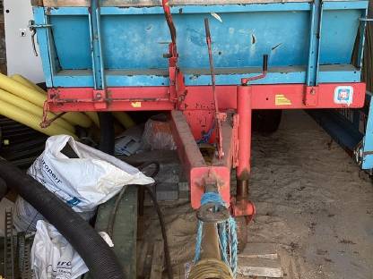 Bild 2:Düngerstreuer Mengele Doppel Triumpf S380VR