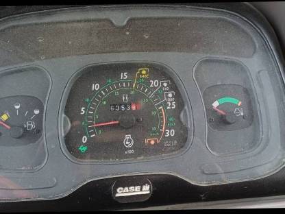 Bild 6:Traktor Case JX 100U