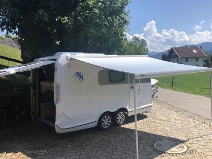 Bild 2:Wohnwagen Knaus Deseo 400 TR