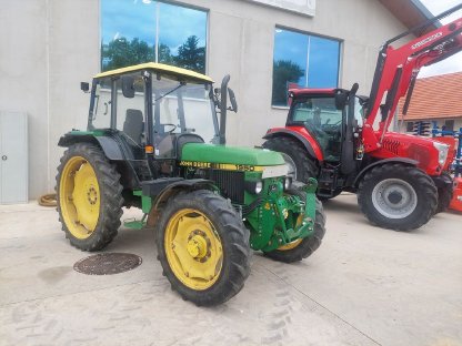 Bild 2:John Deere 1950 sehr wendiger Allrounder Traktor