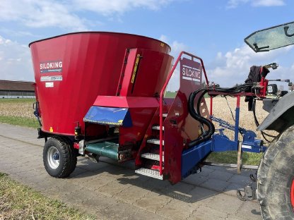 Bild 5:Mayer Siloking VM 9 Futtermischwagen