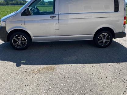 Bild 3:VW T5 2,5 l TDI Transporter