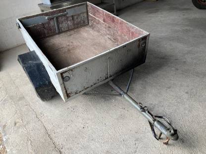 Bild 3:Autoanhänger