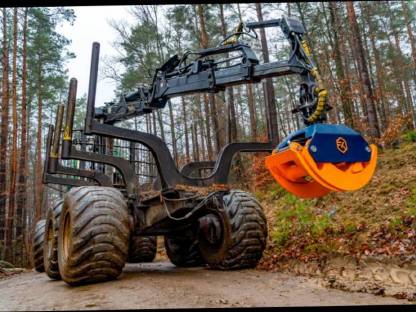 Bild 2:Holzzange Holzgreifer Rückezange