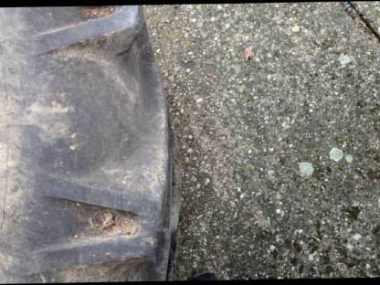 Bild 2:Traktorreifen mit 36 Zoll Felgen, Steyr