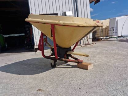 Bild 3:Vicon PS 802 Pendelstreuer