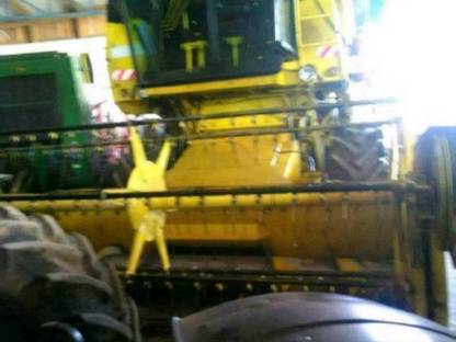 Bild 3:New Holland 8050