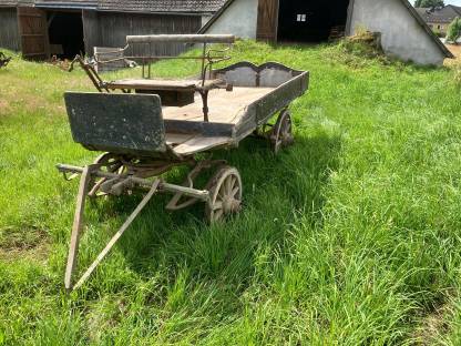 Bild 4:Pferdewagen