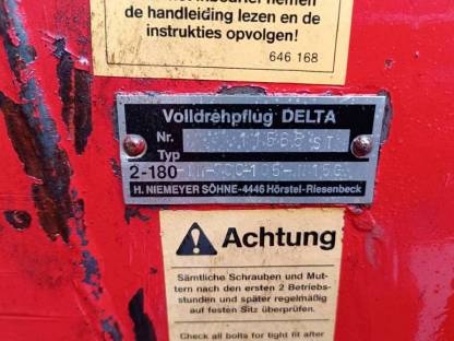Bild 5:Pflug Niemeyer steingesichert Volldrehpflug Delta