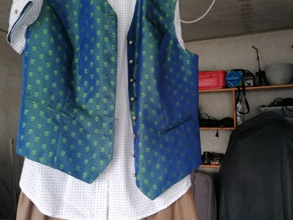 Bild 2:Damen Trachtenkostüm ungetragen