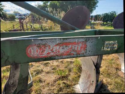 Bild 3:Pflug Regent 4 Schar