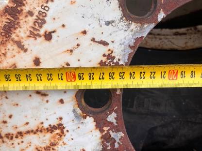 Bild 5:Felgen für Steyr Pflegebereifung