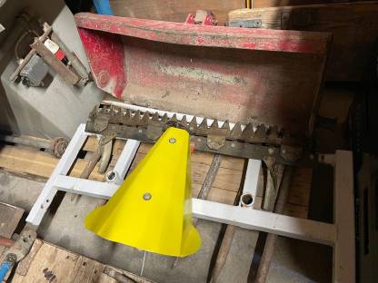 Bild 4:Frontlader Steyr Rotschne