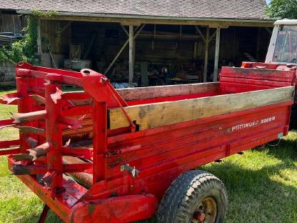 Bild 2:Pöttinger 2200 B