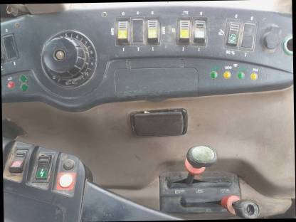 Bild 5:Case CVX 120 mit Frontlader