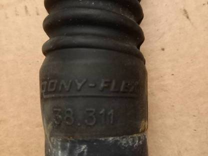 Bild 7:Kühler Schlauch Clark Stapler