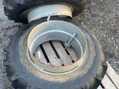 Bild 2:Zwillingsreifen