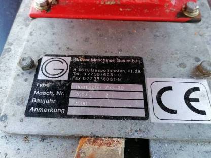 Bild 2:Getreidequetsche Gruber