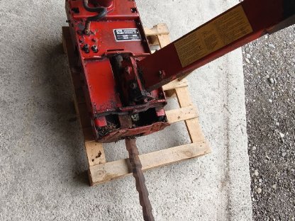 Schlachtfest Siloblockschneider Hubgerüst