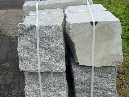 Bild 3:Granitsteine
