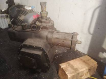Bild 2:Hydraulikpumpe Linde Holzspalter