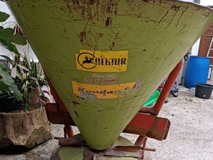 Bild 3:Düngerstreuer HEKTOR