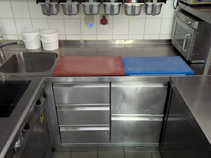 Bild 3:Gebrauchte Restaurant-Einrichtung und Möbel