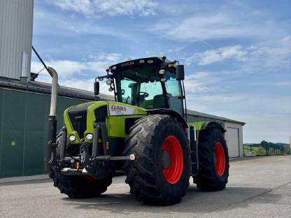 Claas Xerion 3300 TRAC VC