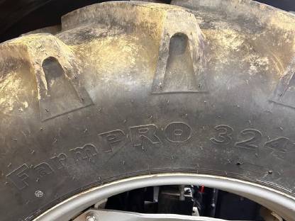 Bild 2:Verkaufe neuwertige 16/9-34 und 12/4-24 Traktorreifen