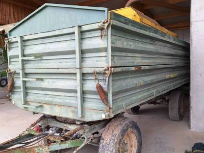 Bild 2:Fuhrmann 6 t 2-Seitenkipper